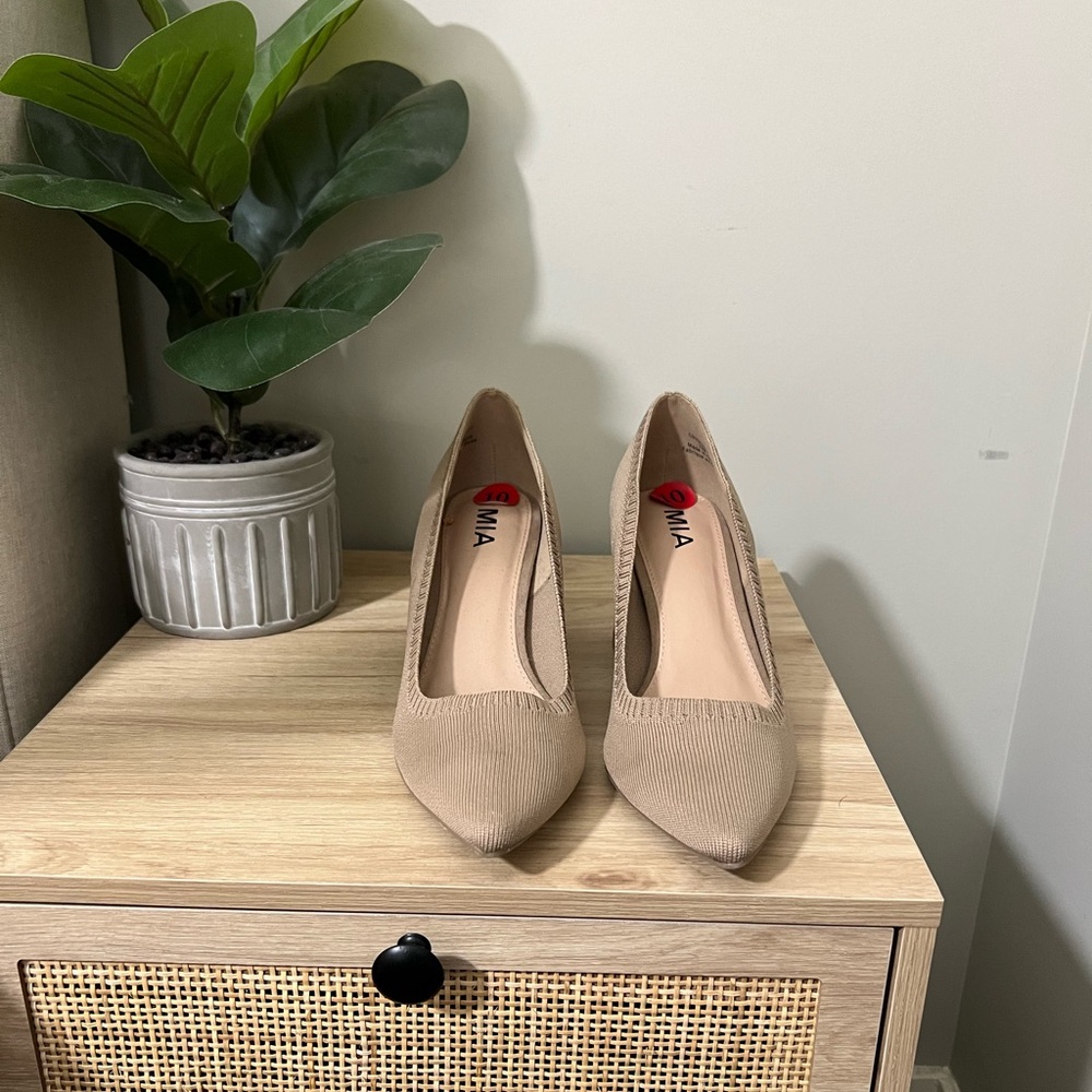 Mia 3” heels size 10